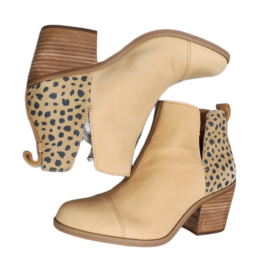 TOMS Everly Cutout Ankle Booties Womens Size 6.5 Brown Black Tiny Cheetah Print